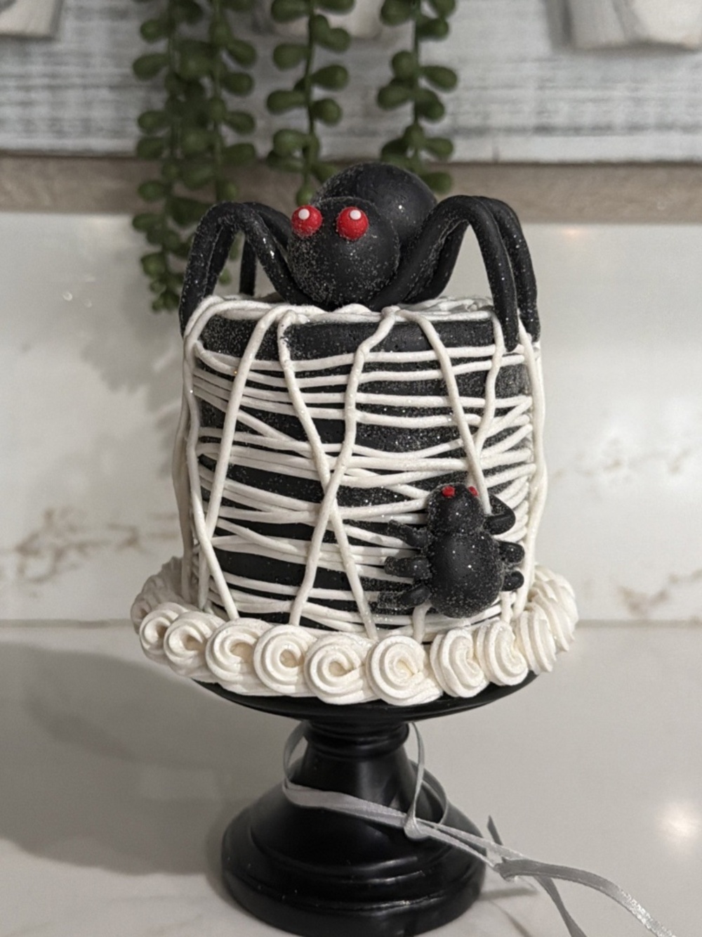 Sweet Treats Halloween Glittered Mini Spider Cake on Stand